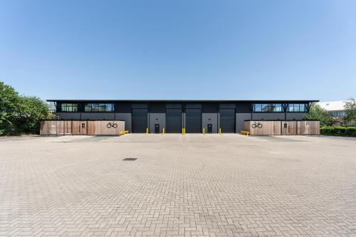 Units E & F, Heathrow West Business Park, Parlaunt Road, Langley, SL3