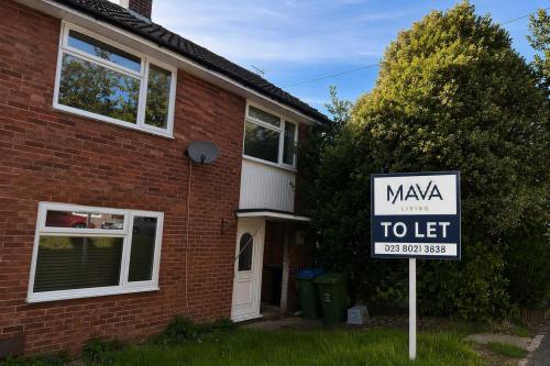 45 Seagarth Lane, Southampton, SO16
