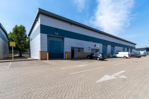 Unit 14, Business Park, Redhill, RH1