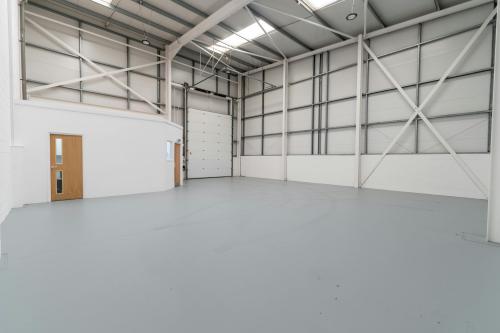 Unit 14, Business Park, Redhill, RH1