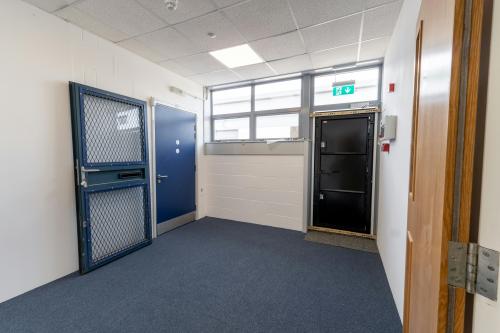 Unit 14, Business Park, Redhill, RH1