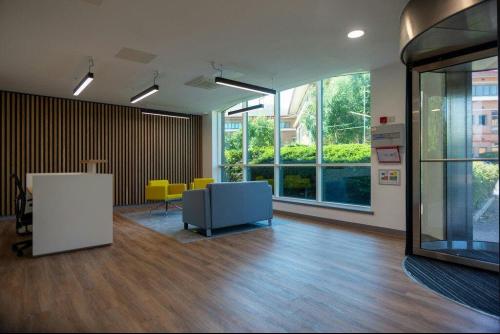 Mondial House, 5 Mondial Way, Hayes, UB3