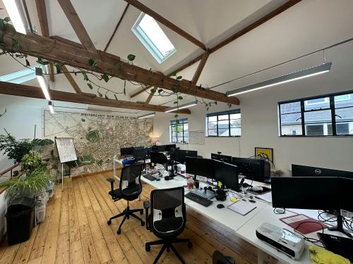 Parc House Studios & The Factory, 25-37 Cowleaze Road, Kingston Upon Thames, KT2