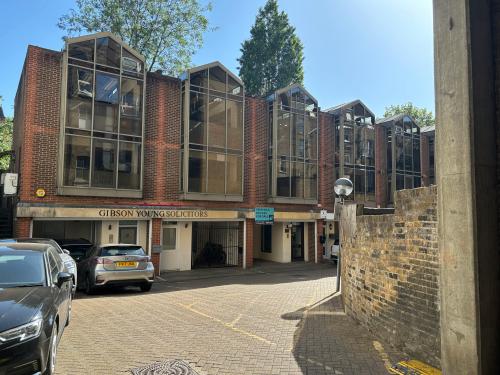 3 Crescent Stables, Putney, London, SW15