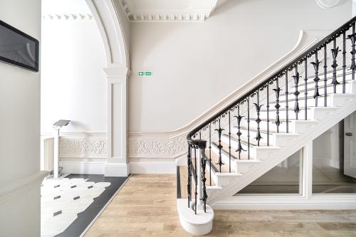 46 Hertford Street, Mayfair, London, W1J