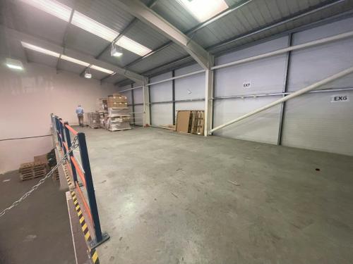 Unit 1, Gateway Business Centre, Thamesmead, London, SE28