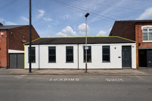 20 Acorn Street, Leicester, LE4