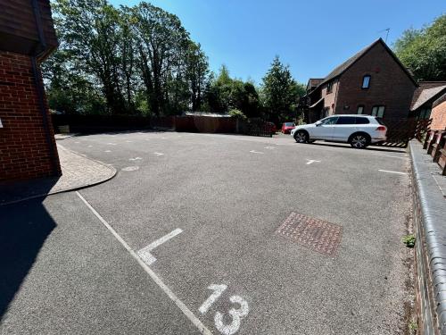 Cygnet House, 3 Northcroft Lane, Newbury, RG14