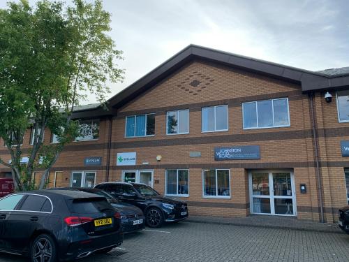 22B Picton House, Hussar Court, Westside View, Waterlooville, PO7