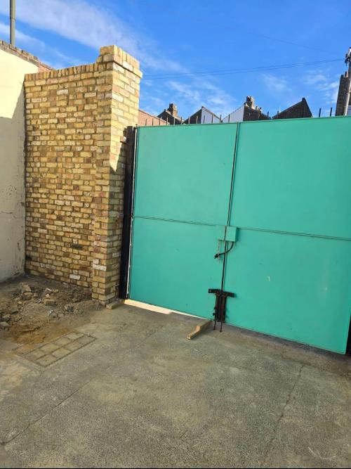 4 Broadway Court, The Broadway, Wimbledon, London, SW19
