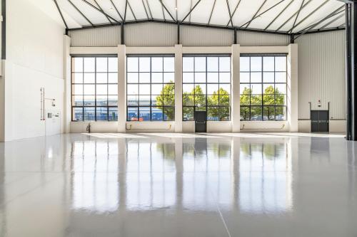 Unit E, Great Western Industrial Park, Southall, UB2