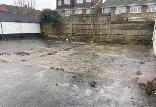 Unit 1a & 1b, Cecil Road, Lancing, BN15