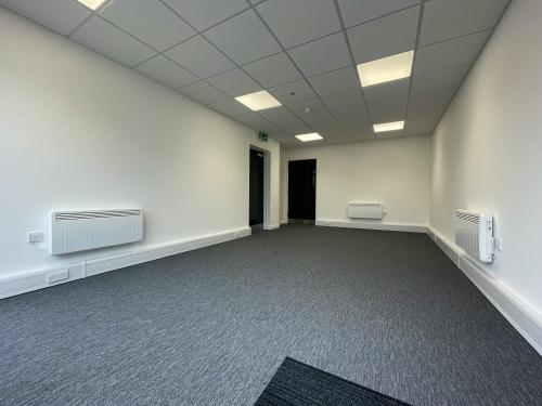 Unit N Bankside Trade Park, Love Lane Industrial Estate, Cirencester, GL7