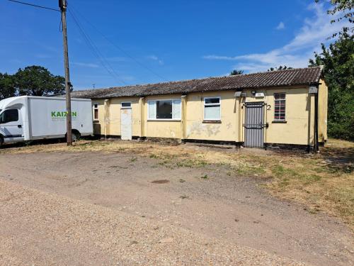 Unit 2, Little America Industrial Estate, Moor Road, Great Staughton, St. Neots, PE19