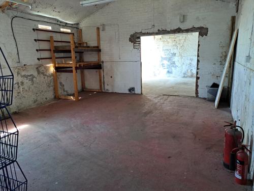 Unit 2, Little America Industrial Estate, Moor Road, Great Staughton, St. Neots, PE19