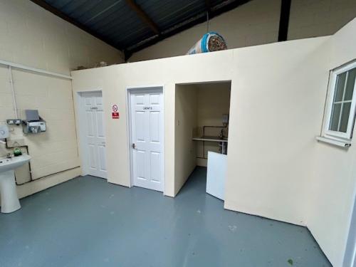 Unit 2 (Back Unit) Treeworld Nursery, Ufton Lane, Ufton Nervet, Reading, RG7