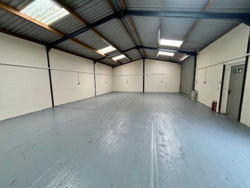 Unit 2 (Back Unit) Treeworld Nursery, Ufton Lane, Ufton Nervet, Reading, RG7