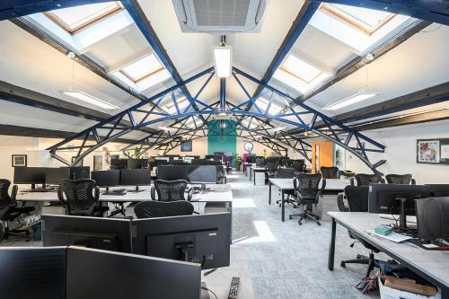 Unit 8 The Linen House, 253 Kilburn Lane, Queens Park, London, W10