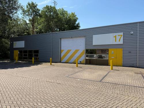Unit 17, Ash Industrial Estate, Kembrey Park, Swindon, SN2