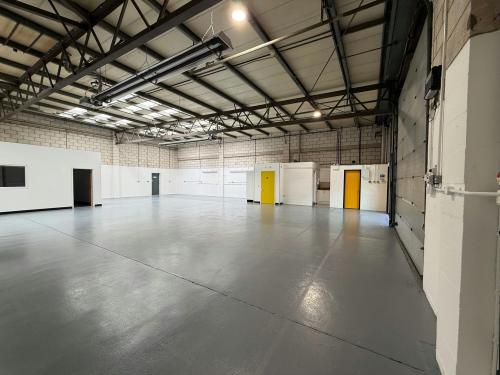 Unit 17, Ash Industrial Estate, Kembrey Park, Swindon, SN2