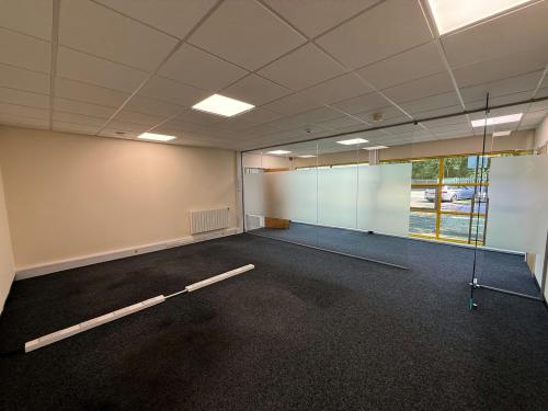 Unit 17, Ash Industrial Estate, Kembrey Park, Swindon, SN2
