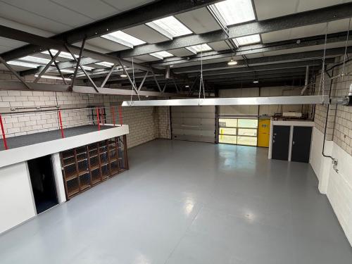 Unit 16, Ash Industrial Estate, Kembrey Park, Swindon, SN2
