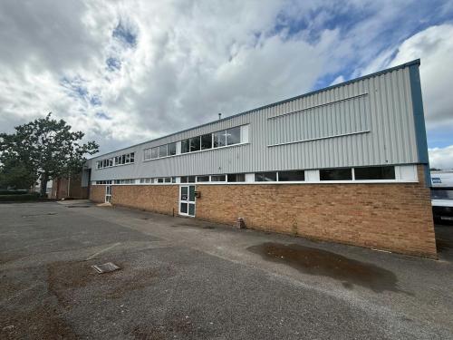 Unit 33E, Techno Trading Estate, Ganton Way, Swindon, SN2