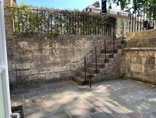 26 Queen Square, Bath, BA1