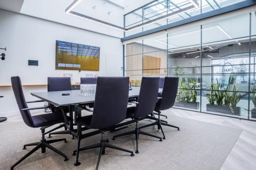 Venture X, Westfield, One Ariel Way, White City, London, W12