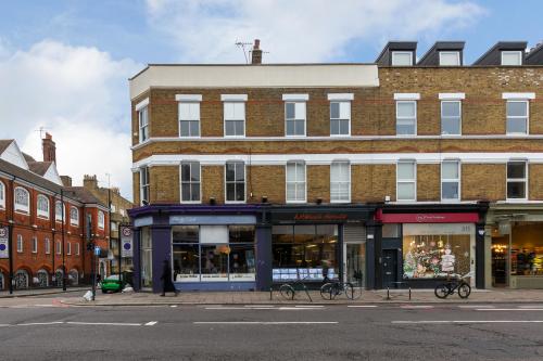 Suite 5 Islington House, 313-314 Upper Street, Islington, London, N1
