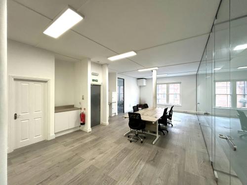 Suite 3 Islington House, 313-314 Upper Street, Islington, London, N1