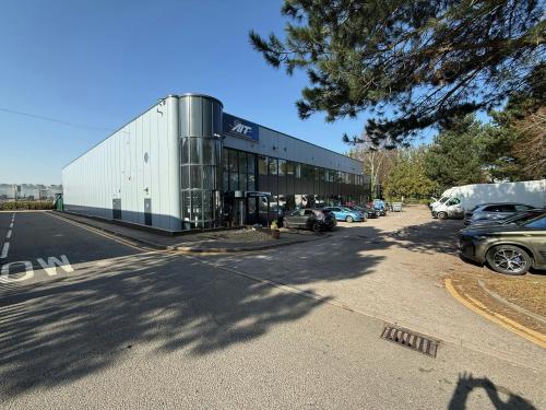 28 to 30 Greenhill Crescent, Watford, WD18