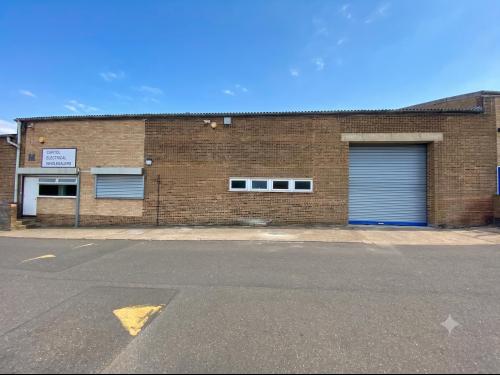 Unit M, Kingsway Industrial Estate, Kingsway, Luton, LU1