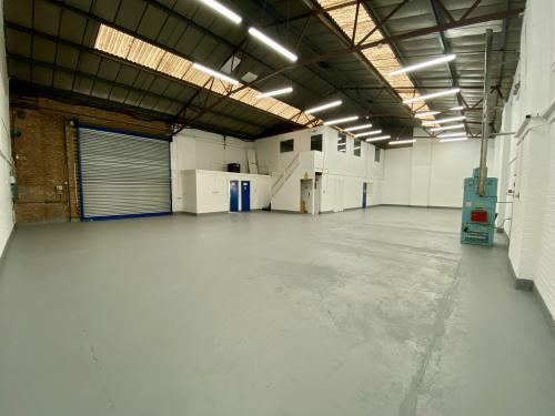 Unit M, Kingsway Industrial Estate, Kingsway, Luton, LU1
