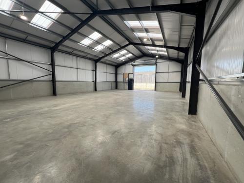 Tickfold Farm, Marches Road, Kingsfold, Horsham, RH12