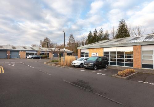 Slough Trading Estate, 887 Plymouth Road, Slough, SL1