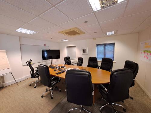 Suite 8 Douglas House, 32-34 Simpson Road, Bletchley, Milton Keynes, MK1