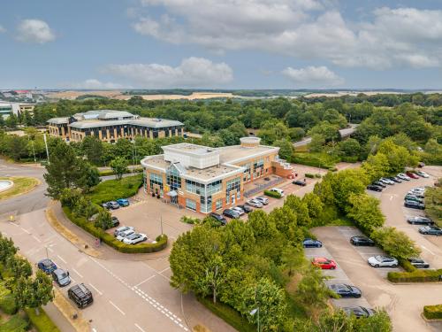 1 Capability Green, Luton, LU1