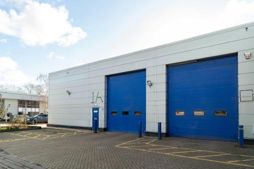 Unit 1a, Riverside Business Centre, Walnut Tree Close, Guildford, GU1