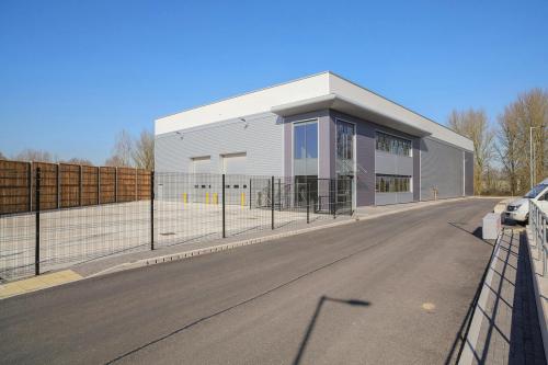 Unit 2, Island Road, Reading, RG2