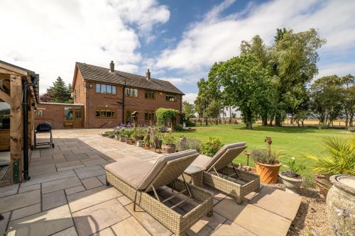 Carr House Farm, Stan White Farms, Cattle Road, Misterton, Doncaster, DN10