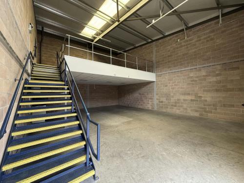Unit 17, Glenmore Business Park, Southmead Close, Westmead, Swindon, SN5