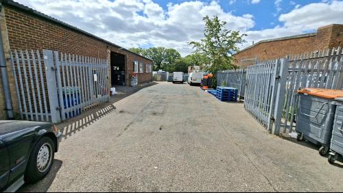 Unit 3, Rayleigh Weir Industrial Estate, Totman Crescent, Rayleigh, SS6