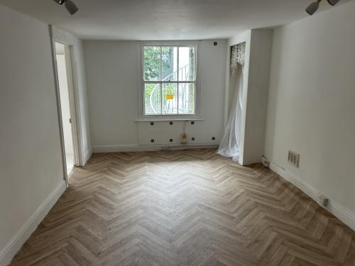 32 Looe Street, Plymouth, PL4