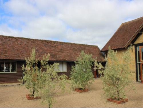 Unit 4A Jayes Park Courtyard, Sheep Green, Ockley, Dorking, RH5