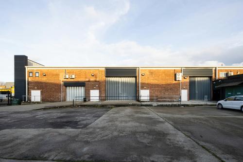 Park Royal Studios, 1 Barretts Green Road, Park Royal, London, NW10