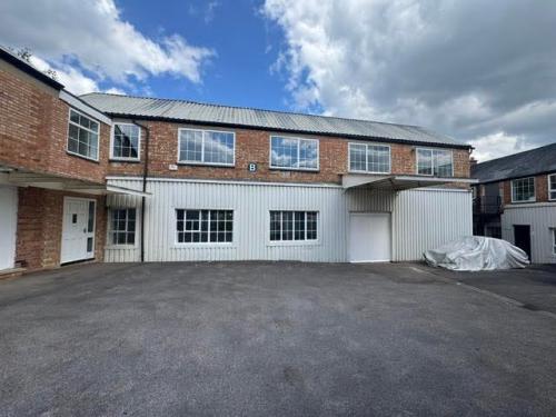 Unit B, Brow Business Centre, Copyground Lane, High Wycombe, HP12