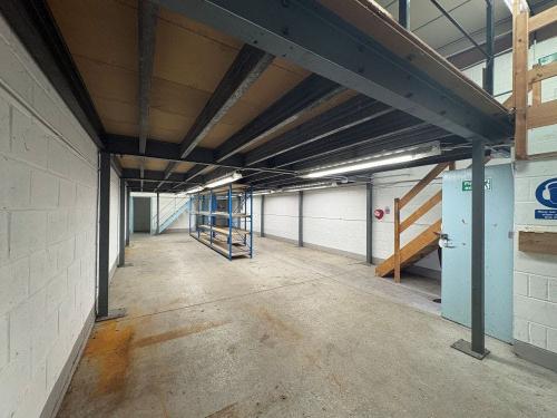 2 Avonbury Court, Buckingham Road Industrial Estate, County Road, Brackley, NN13