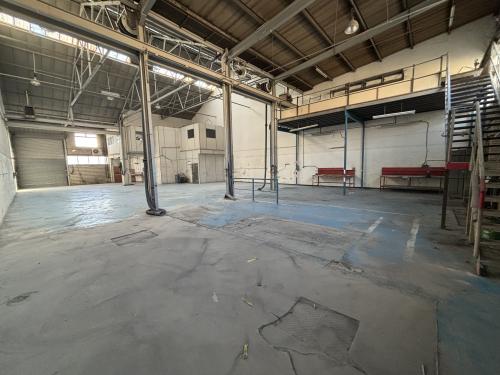 Unit 2 Monza House, Fircroft Way, Edenbridge, TN8
