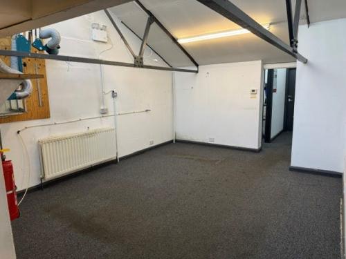 Units 1a,1,2 &3, Kings Road, Addlestone, KT15